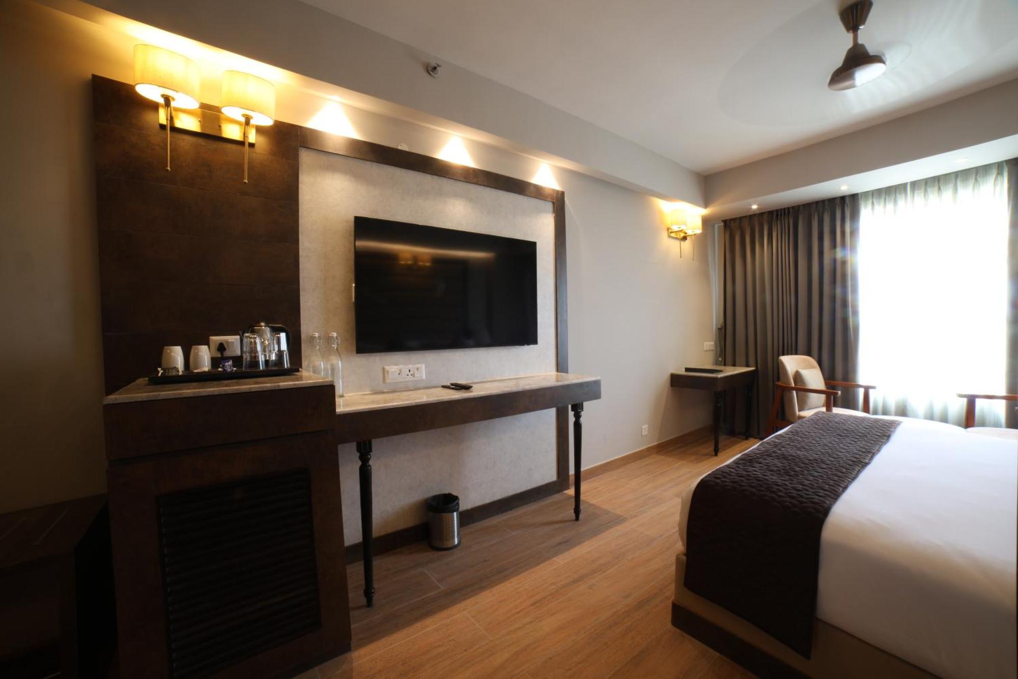 Northin Hotel Kolkata Bagian luar foto