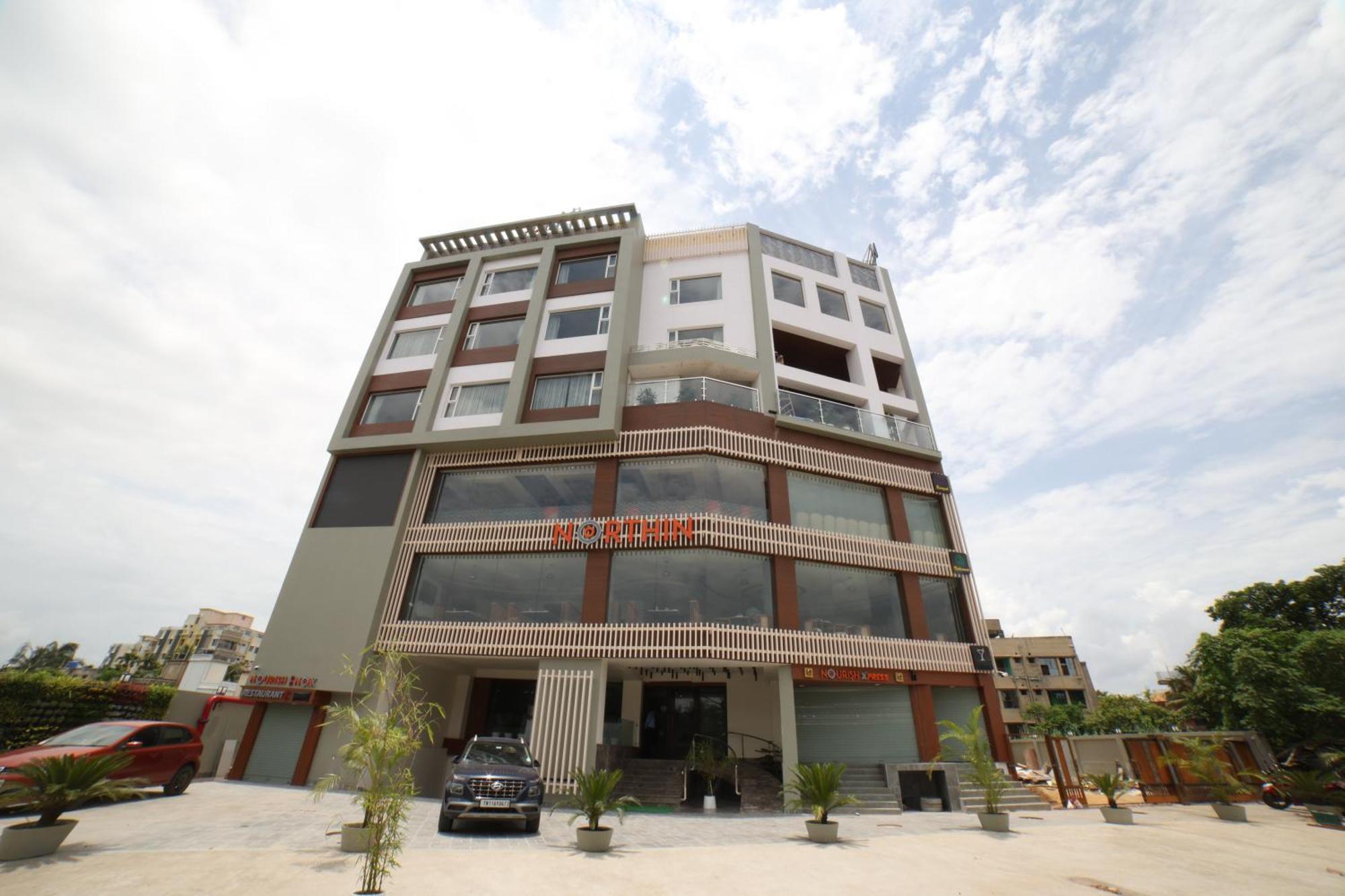 Northin Hotel Kolkata Bagian luar foto